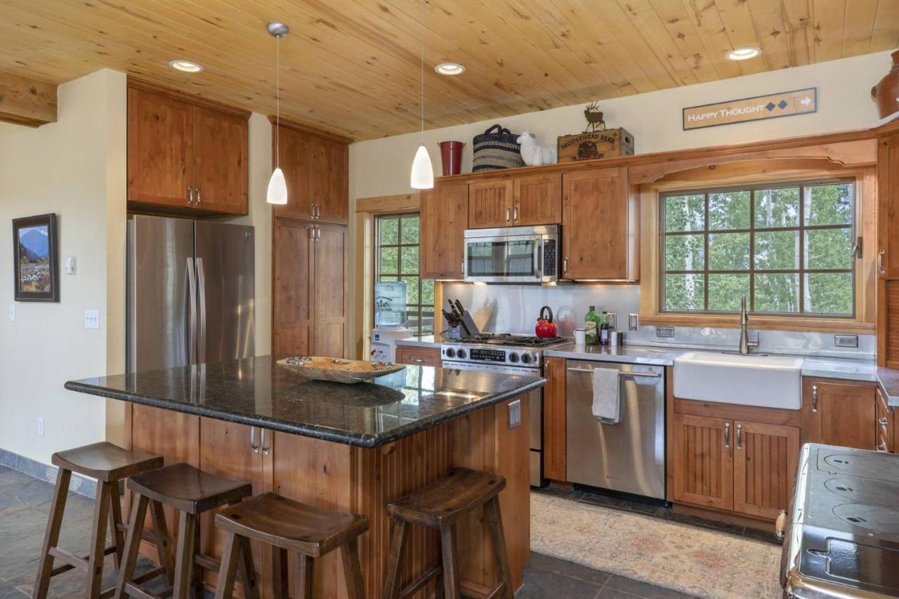 Hughes Ranch - Wilson Mesa, 70 Acres With Views Upon Views Villa Placerville Exterior photo