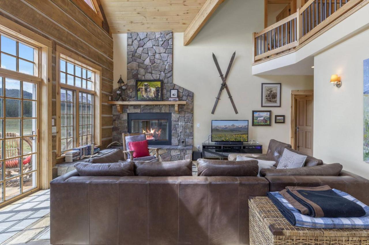 Hughes Ranch - Wilson Mesa, 70 Acres With Views Upon Views Villa Placerville Exterior photo
