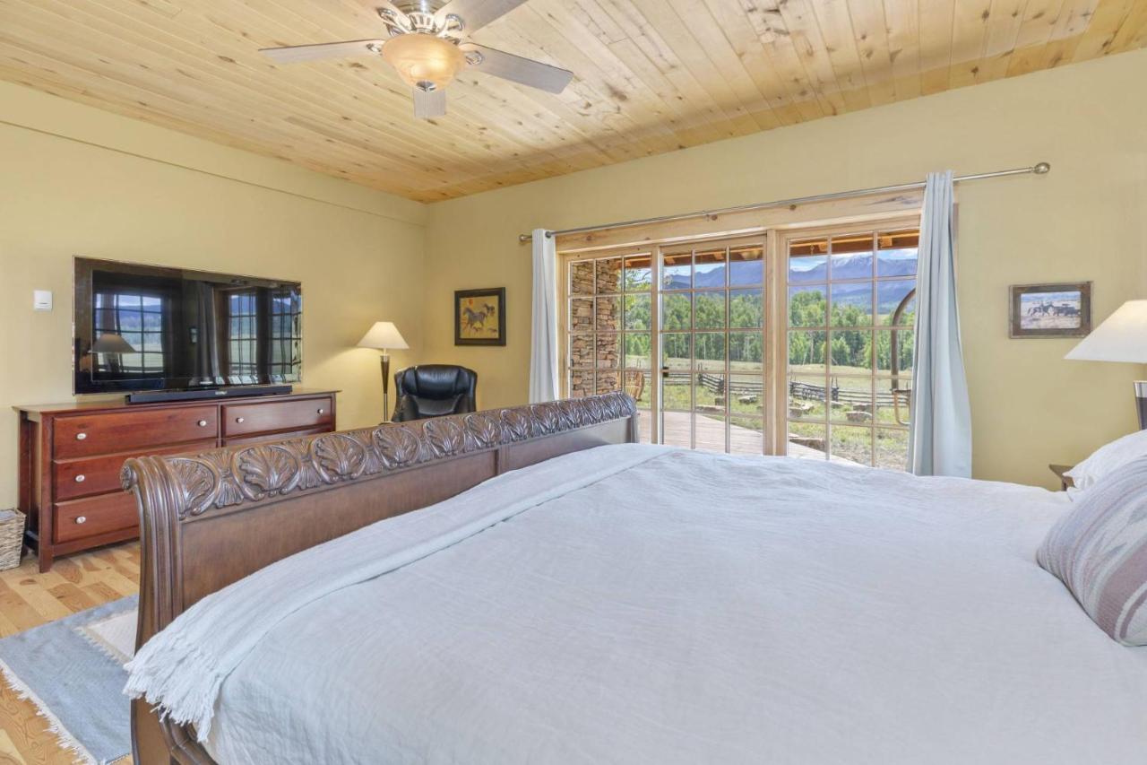 Hughes Ranch - Wilson Mesa, 70 Acres With Views Upon Views Villa Placerville Exterior photo